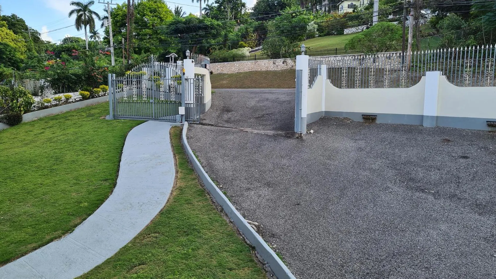 La Rose Apartment Montego Bay